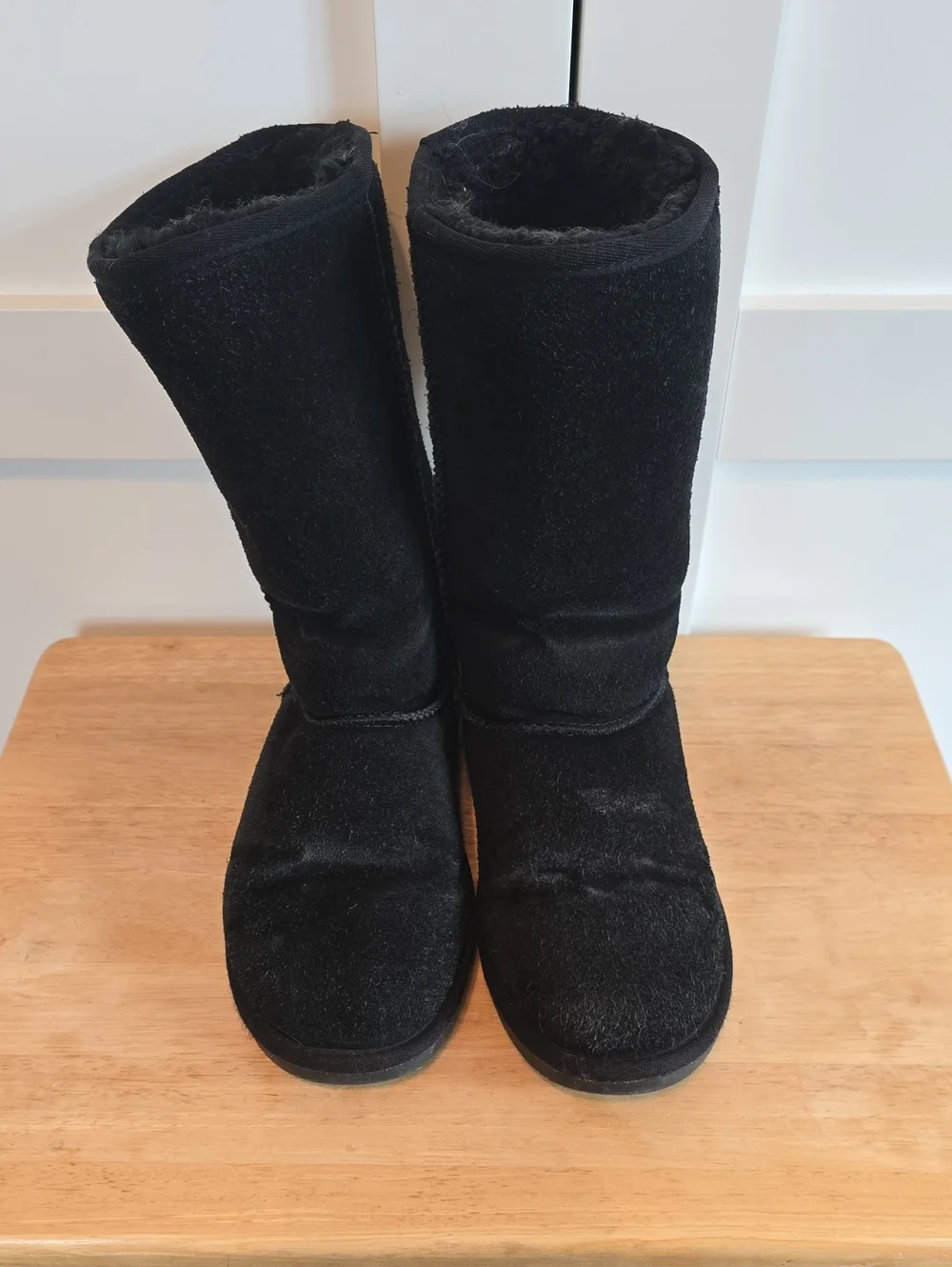 Minnetonka Black Plush-Lined Tall Winter Boots